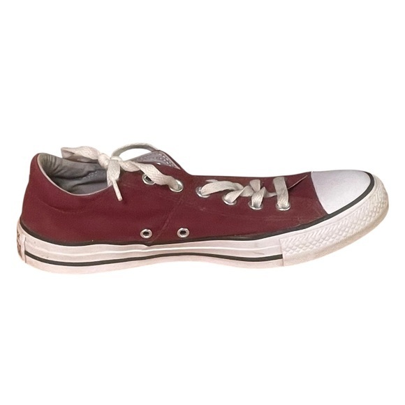 Converse Chuck Taylor Maroon Low-Top Sneakers Shoes - Picture 3 of 6